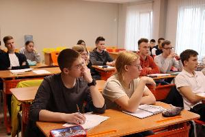 Школьников и студентов приглашают принять участие в конкурсных мероприятиях по налоговой грамотности